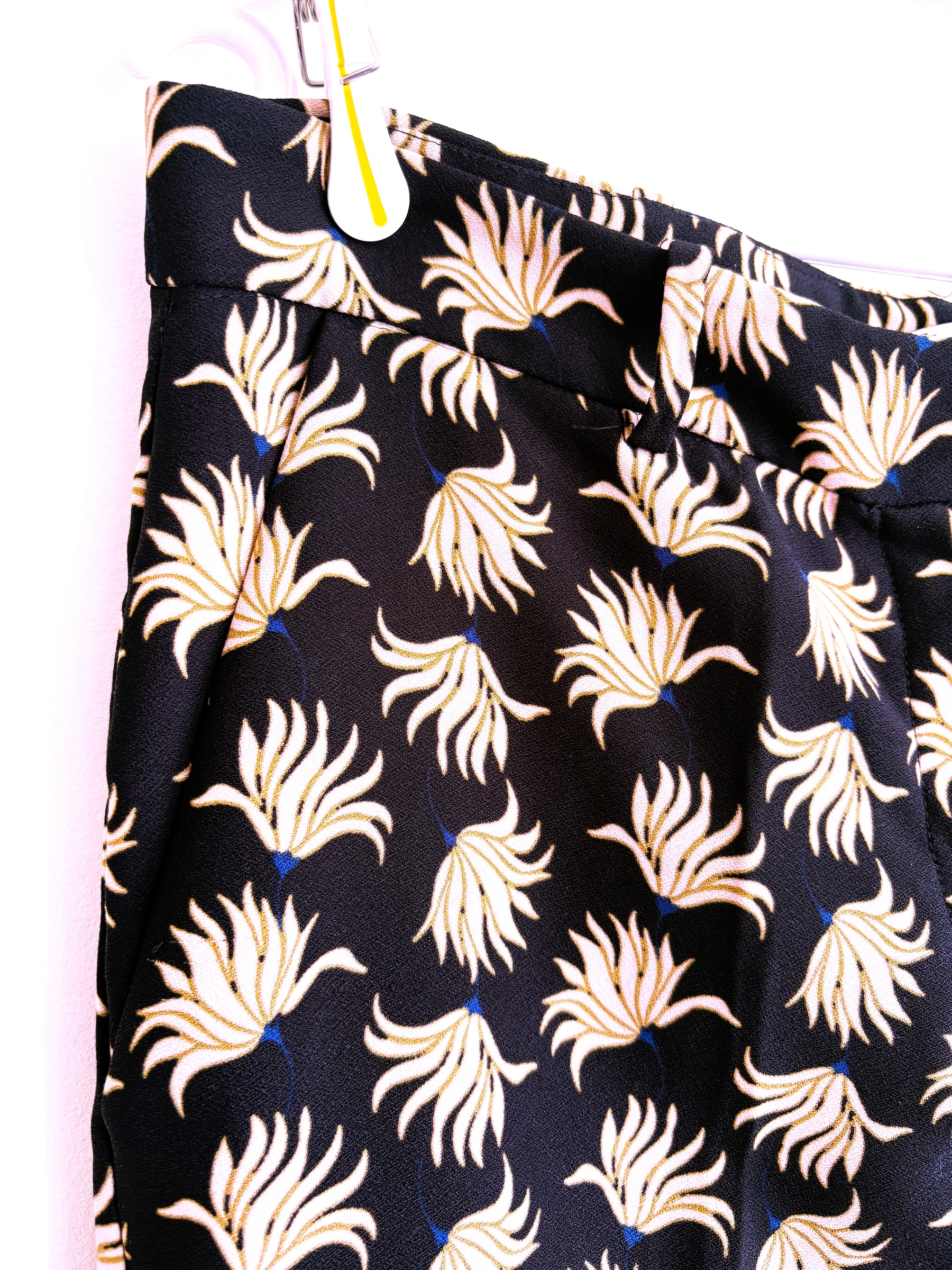 Mango Summer Trousers with Print – Size 40 – Side Pockets – Zipper & Hook Closure – Belt Loop – photo 3